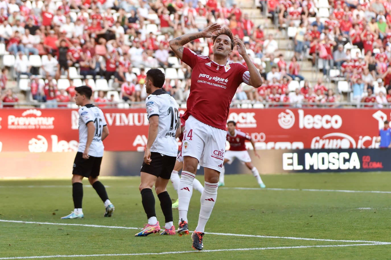 El empate del Real Murcia frente al Mérida, en imágenes