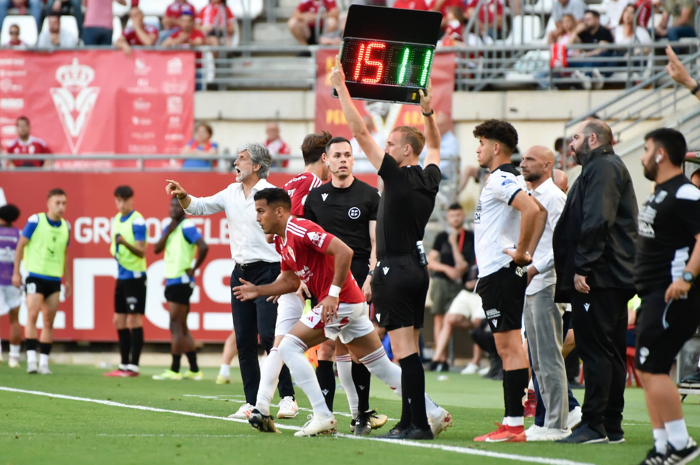 El empate del Real Murcia frente al Mérida, en imágenes