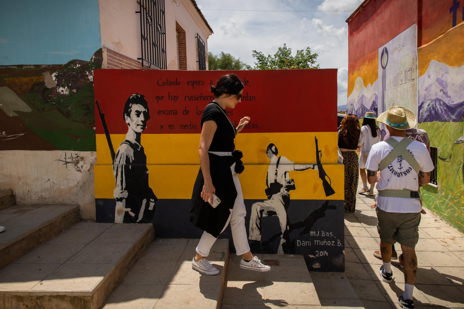 Las imágenes de los Murales de San Isidro en Orihuela