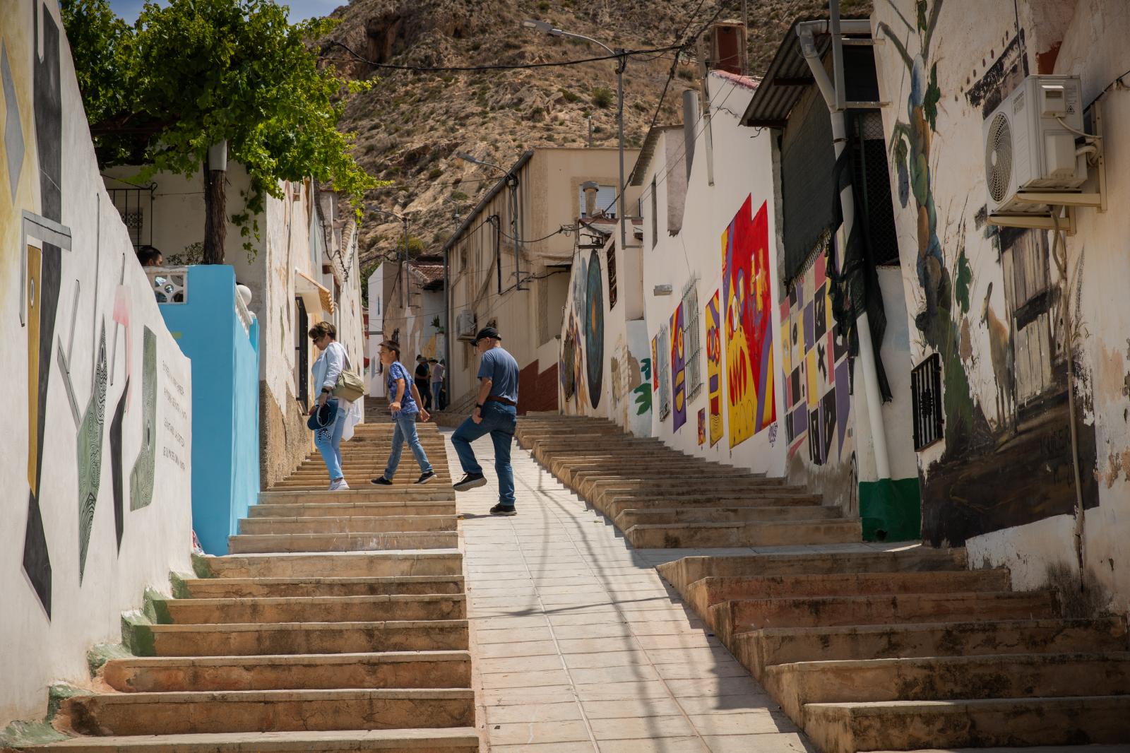 Las imágenes de los Murales de San Isidro en Orihuela