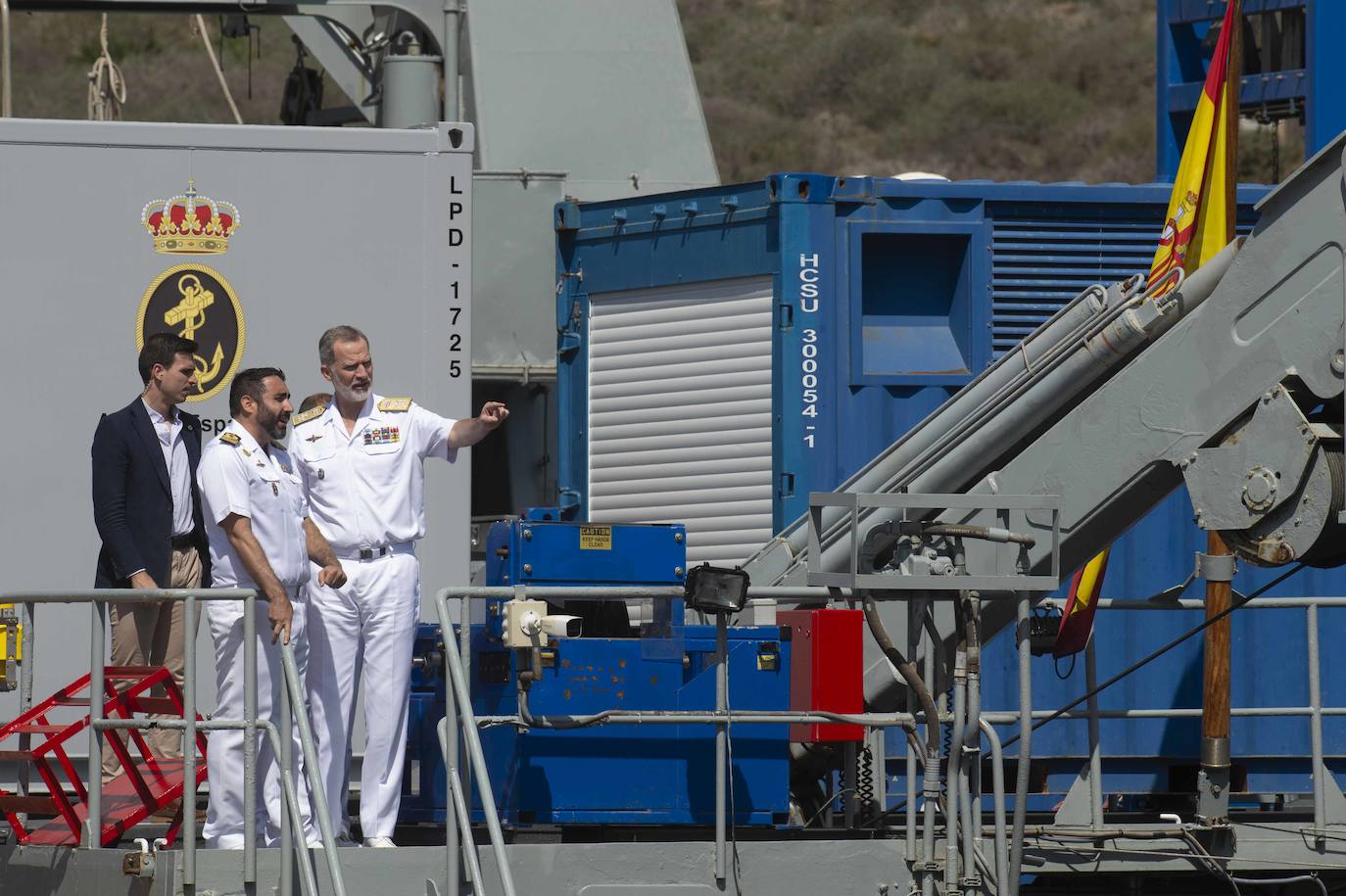 La visita del Rey Felipe VI a la Fuerza de Acción Marítima en Cartagena, en imágenes