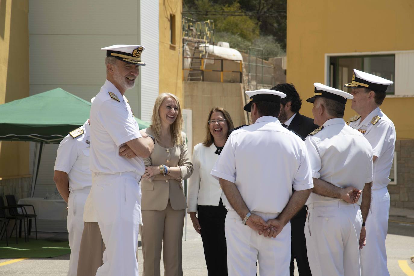 La visita del Rey Felipe VI a la Fuerza de Acción Marítima en Cartagena, en imágenes
