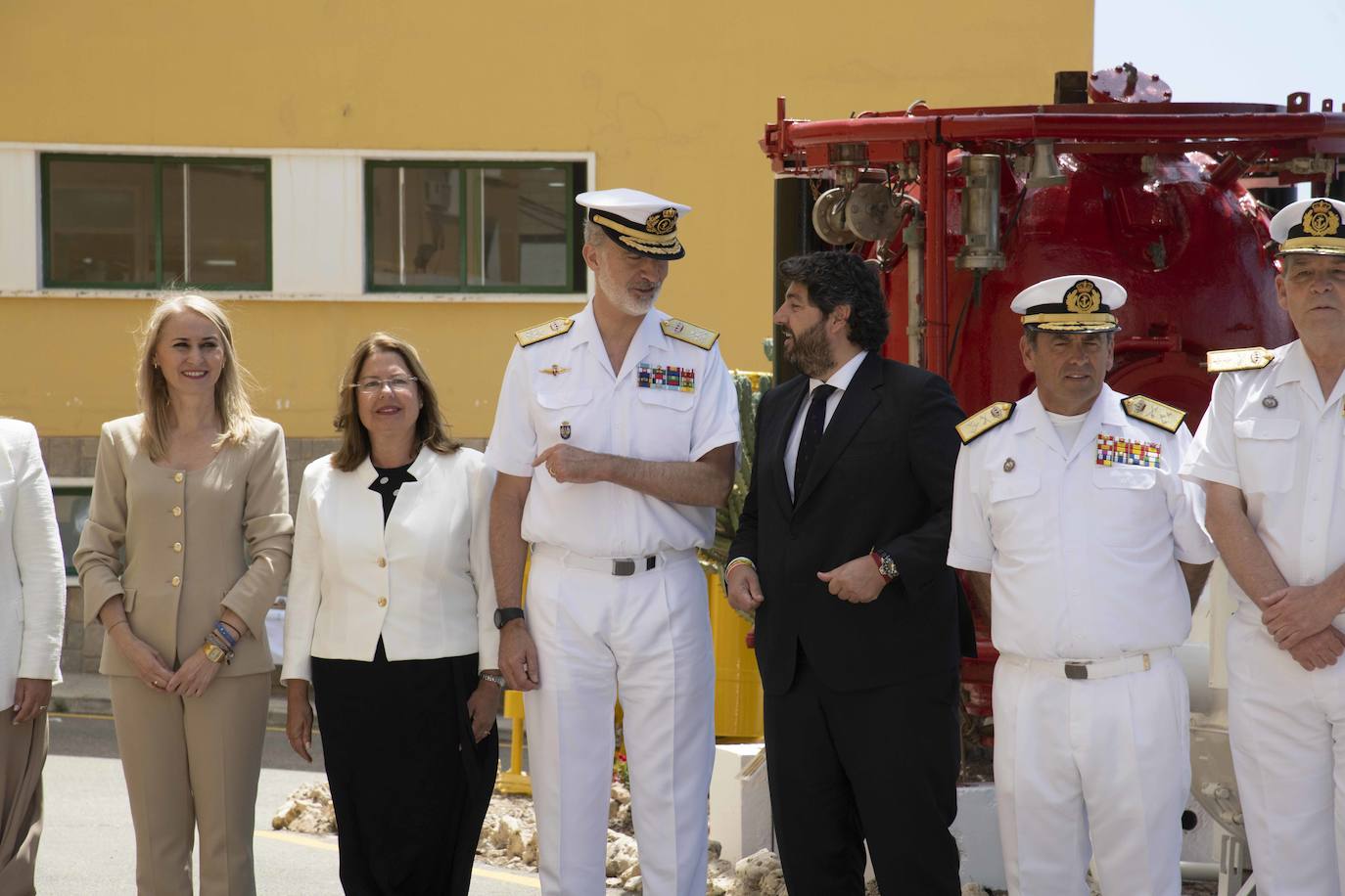 La visita del Rey Felipe VI a la Fuerza de Acción Marítima en Cartagena, en imágenes