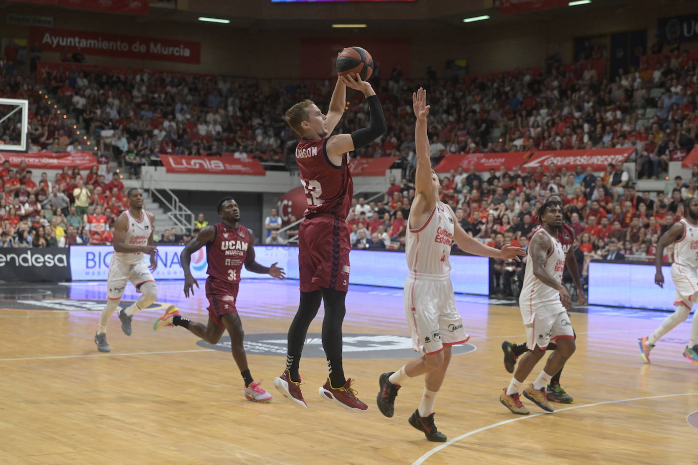 Las imágenes del UCAM-Valencia (72-83)