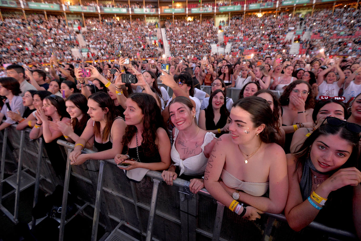 Imágenes del concierto de Operación Triunfo en la Plaza de Toros de Murcia