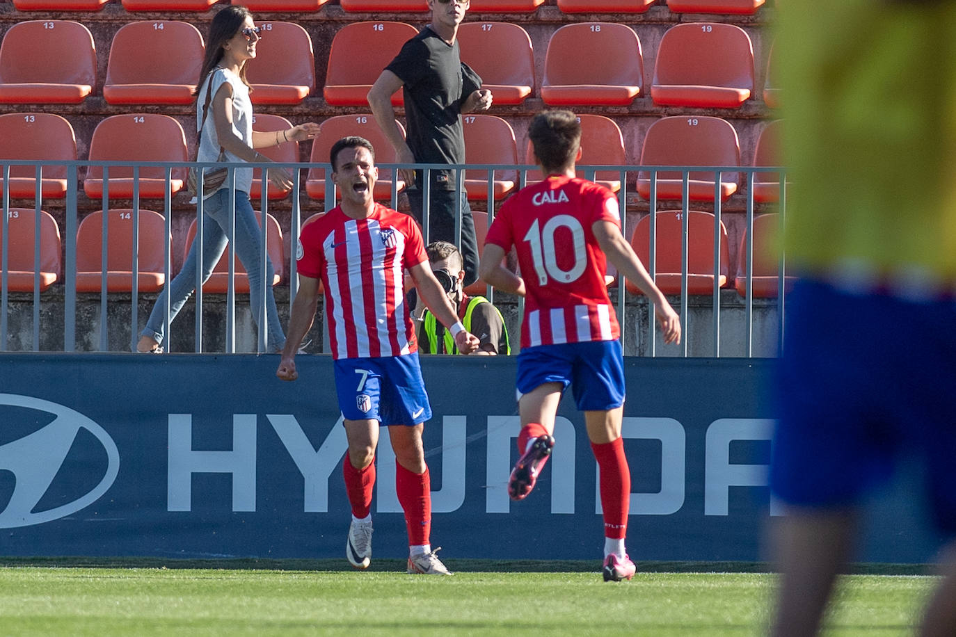 La derrota del Real Murcia frente al Atleti B, en imágenes