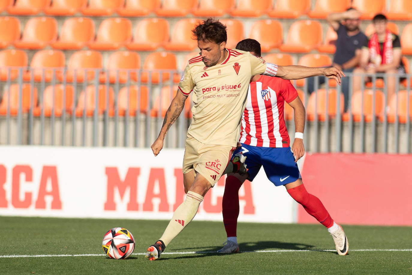 La derrota del Real Murcia frente al Atleti B, en imágenes