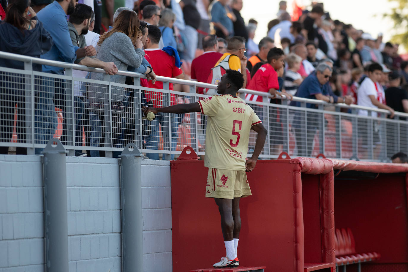 La derrota del Real Murcia frente al Atleti B, en imágenes