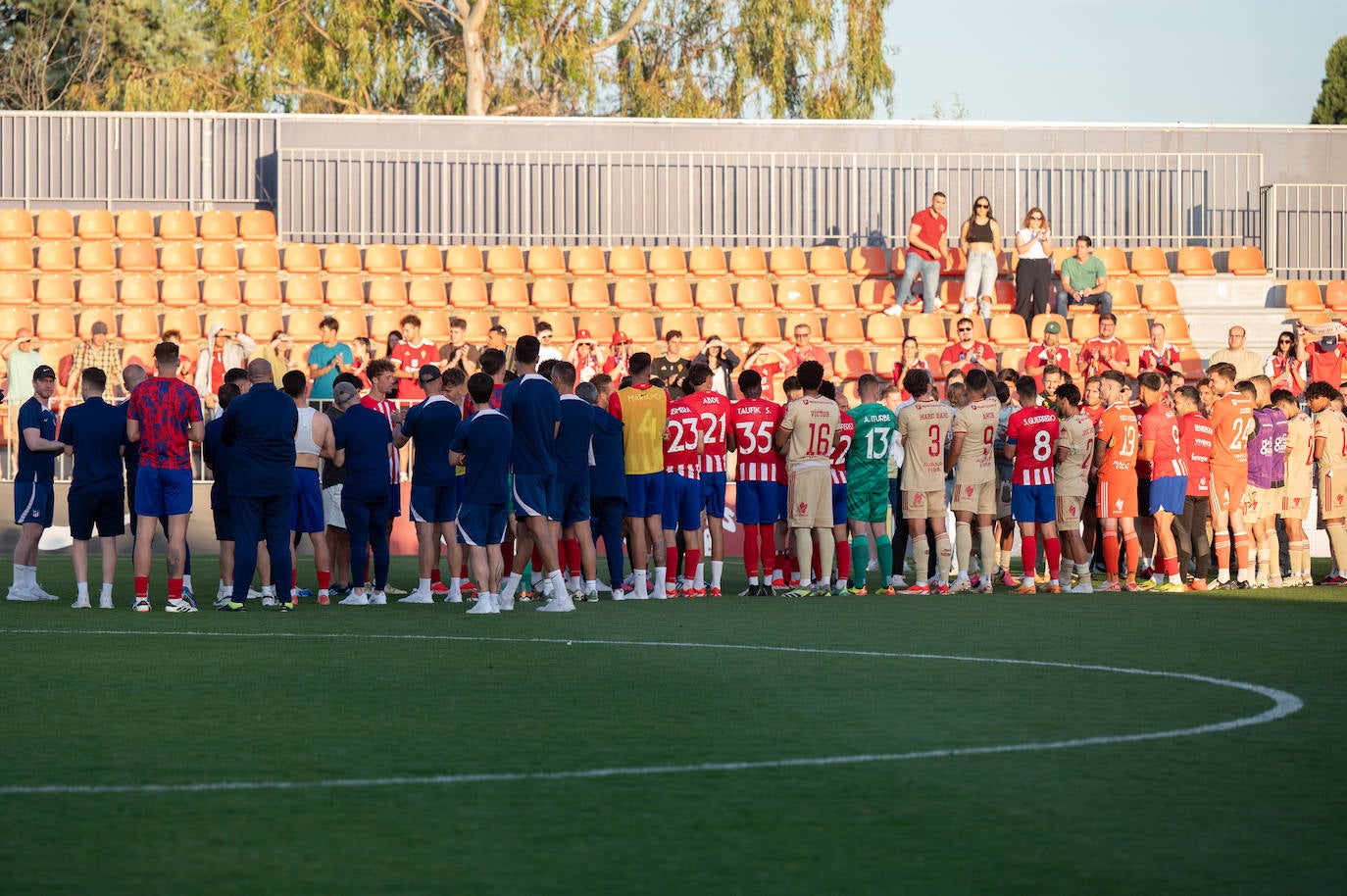 La derrota del Real Murcia frente al Atleti B, en imágenes