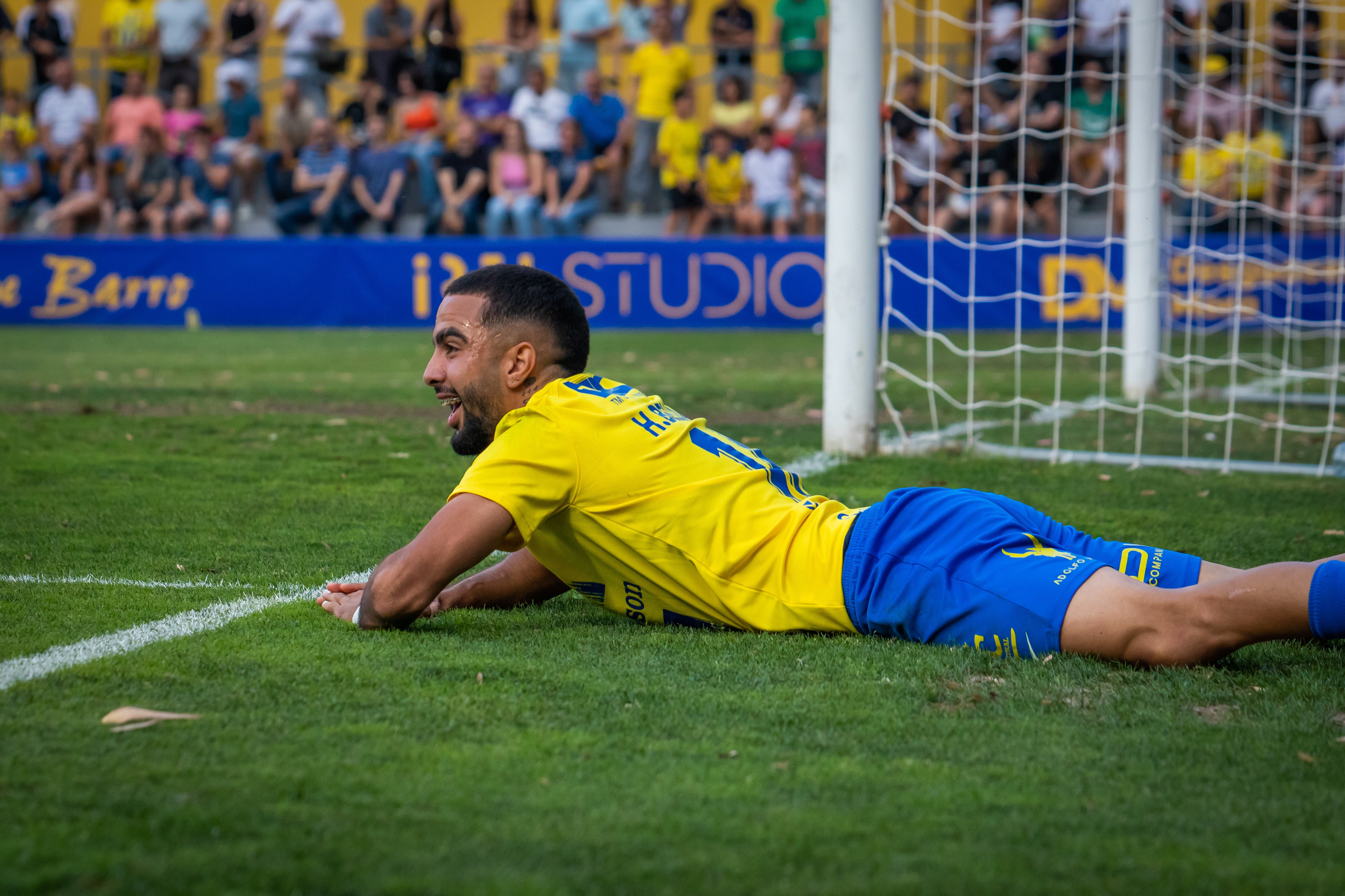 Las imágenes del partido entre el Orihuela y el Barakaldo en Los Arcos