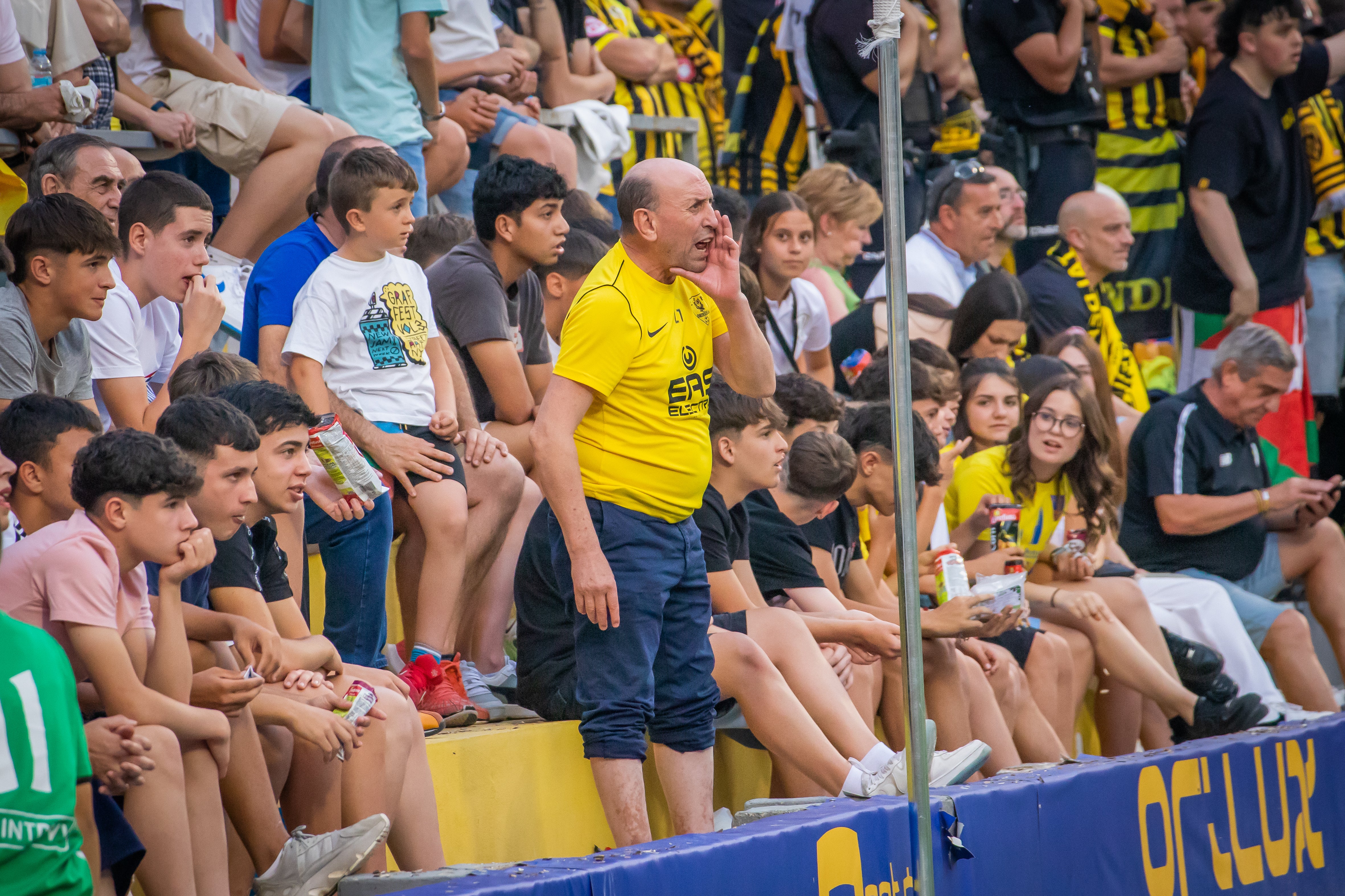 Las imágenes del partido entre el Orihuela y el Barakaldo en Los Arcos