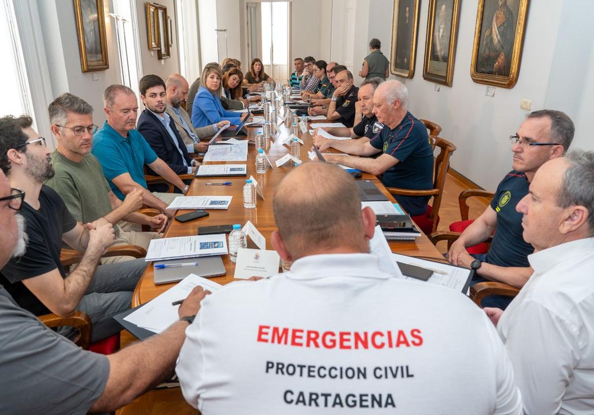 Reunión de la Junta Local de Seguridad, este lunes.