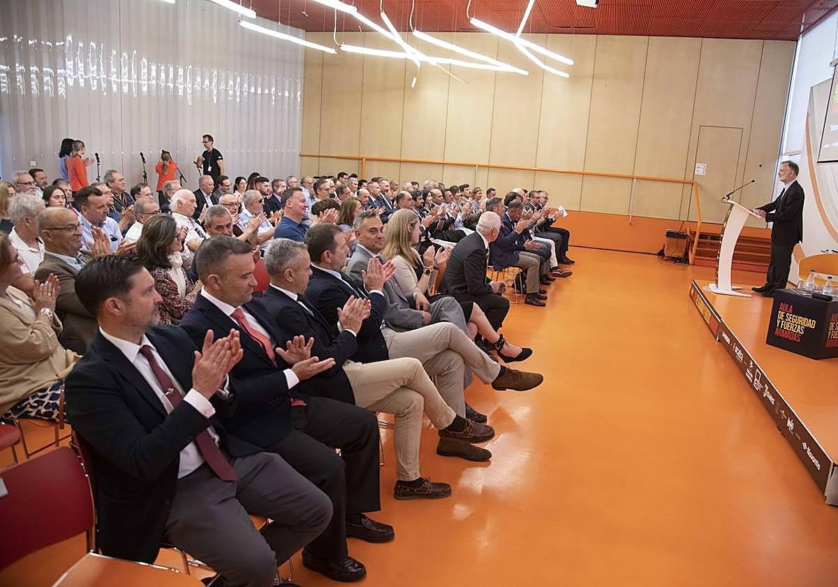 En imágenes, el II Aula de Seguridad y Fuerzas Armadas de LA VERDAD