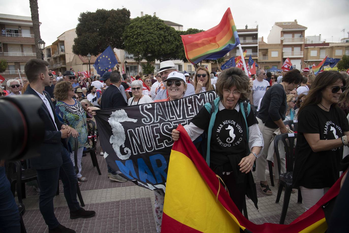 La visita de Pedro Sánchez a Los Alcázares, en imágenes