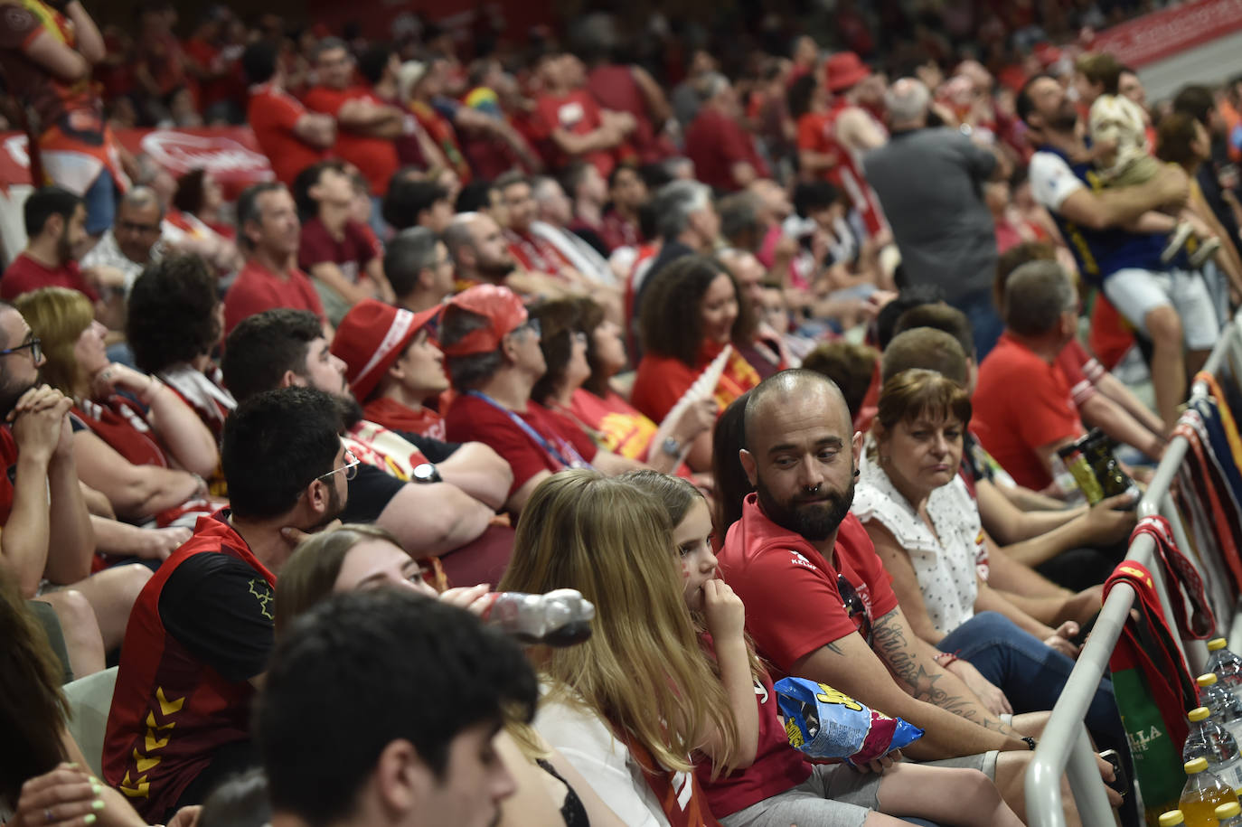 Las imágenes de la afición en el partido UCAM Murcia-Unicaja