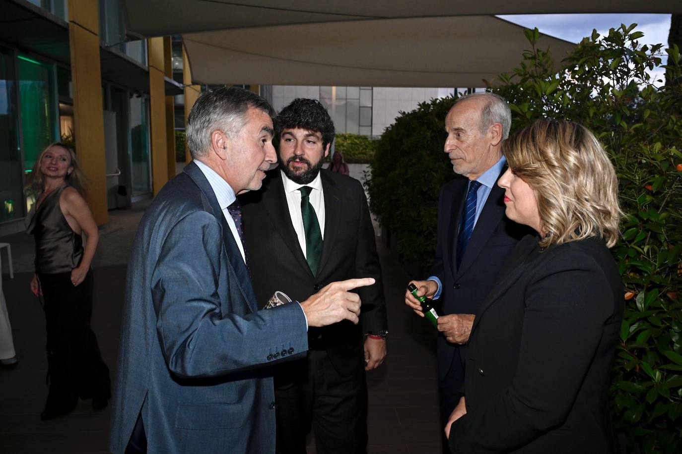 Las imágenes del cóctel de la presentación de la revista &#039;Región de Talentos&#039;