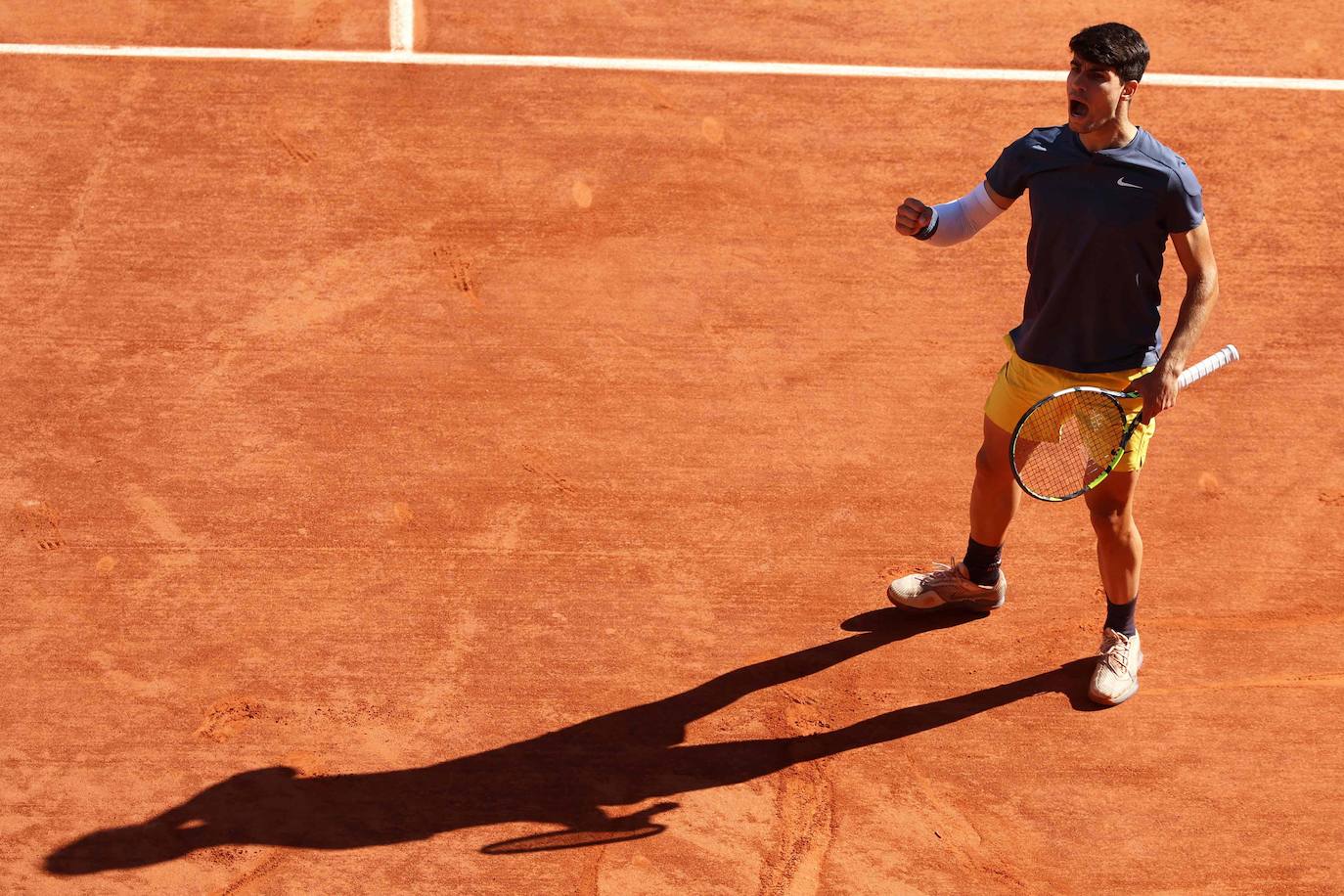 La victoria de Carlos Alcaraz ante Sinner en Roland Garros, en imágenes