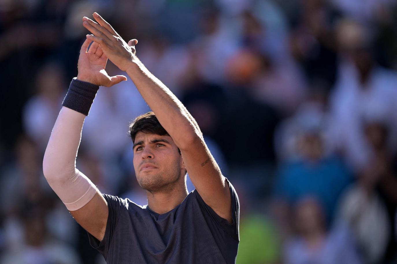 La victoria de Carlos Alcaraz ante Sinner en Roland Garros, en imágenes