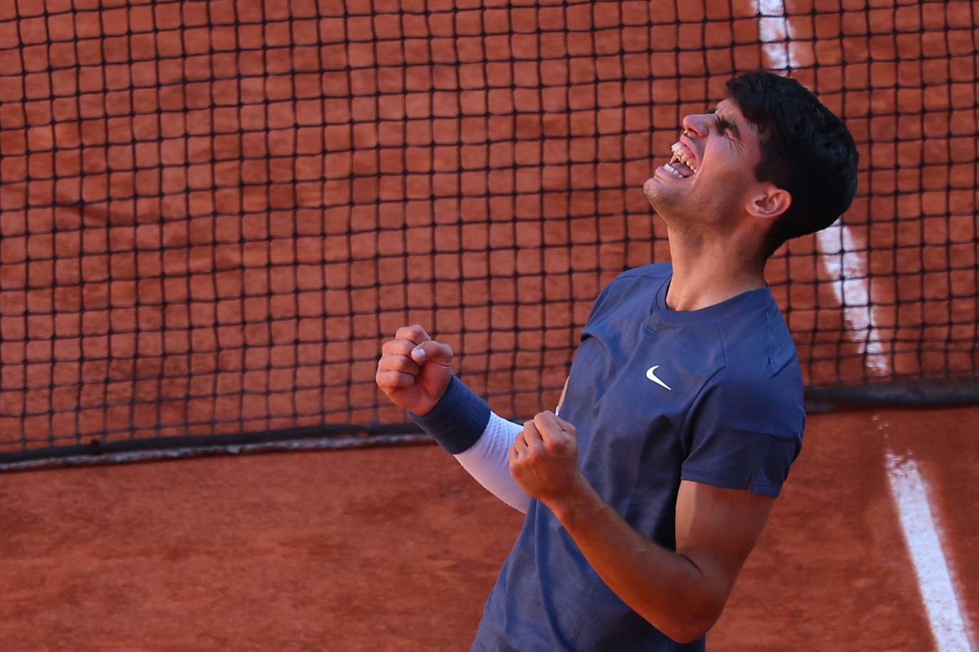 La victoria de Carlos Alcaraz ante Sinner en Roland Garros, en imágenes