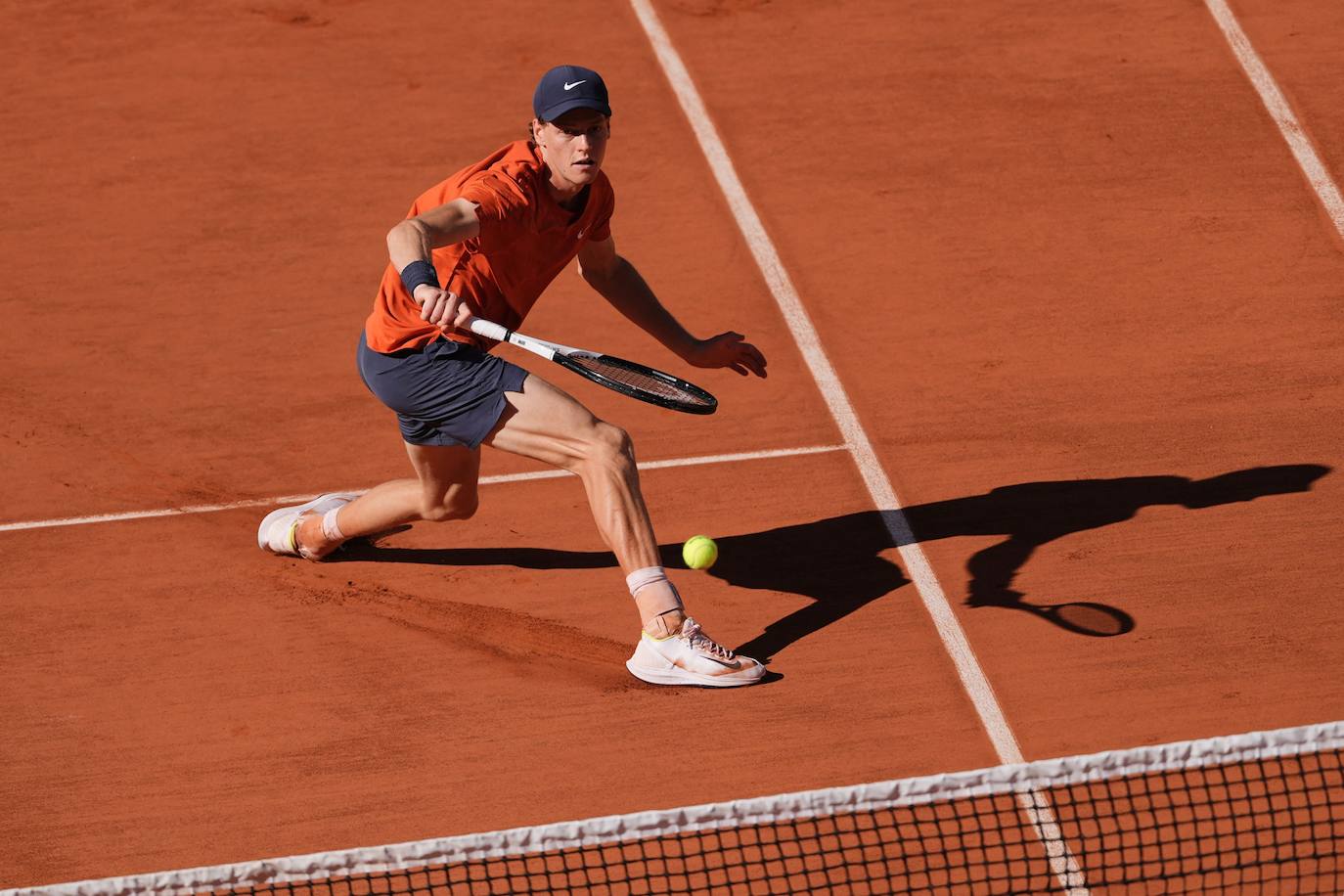 La victoria de Carlos Alcaraz ante Sinner en Roland Garros, en imágenes