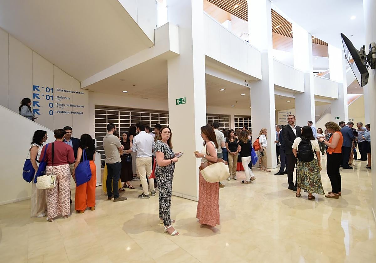 Participantes, ayer, en el congreso de cardiología 'Ritmo', celebrado durante estos días en el Auditorio Regional Víctor Villegas.