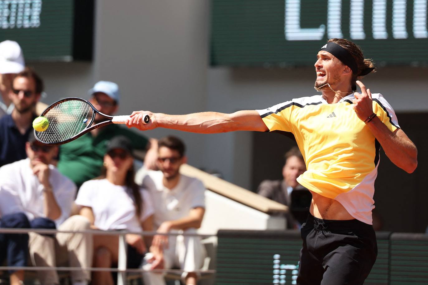 La final de Roland Garros entre Carlos Alcaraz y Alexander Zverev, en imágenes