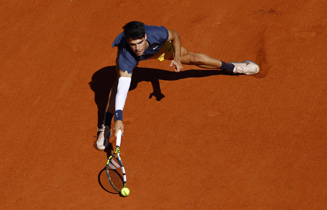 La final de Roland Garros entre Carlos Alcaraz y Alexander Zverev, en imágenes