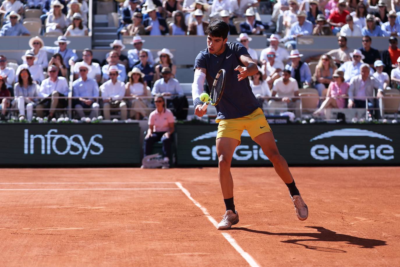 La final de Roland Garros entre Carlos Alcaraz y Alexander Zverev, en imágenes