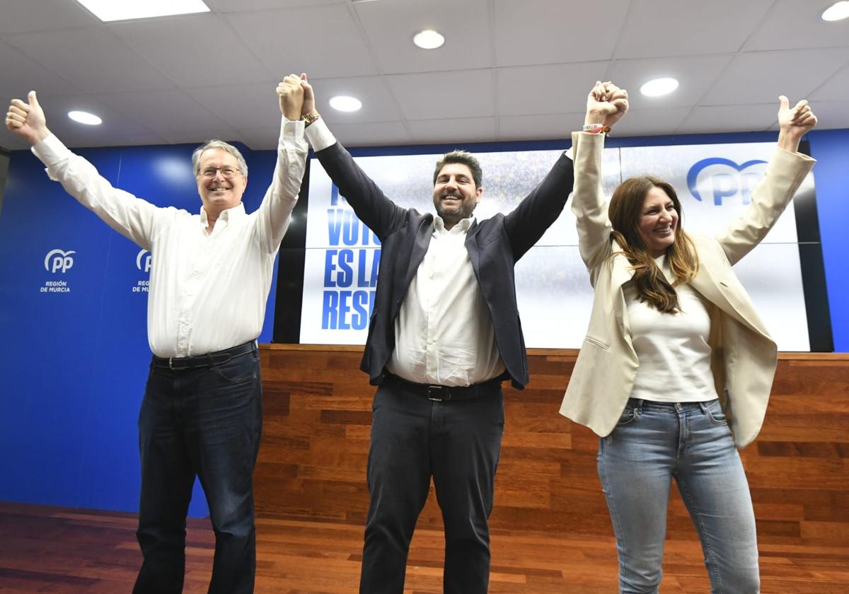 Pascual de la Parte, Fernando López Miras y Maravillas Abadía, este domingo.