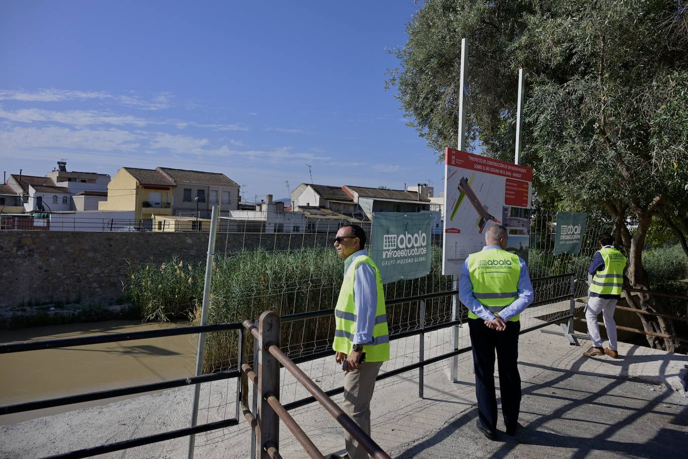 Las imágenes de las obras de construcción del puente de El Raal