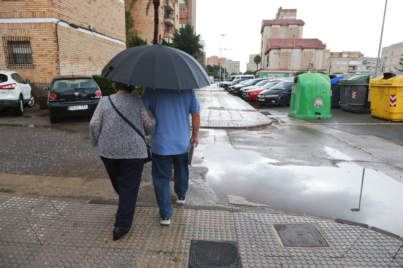 En imágenes, las fuertes lluvias dejan 31 litros en una hora en Cartagena