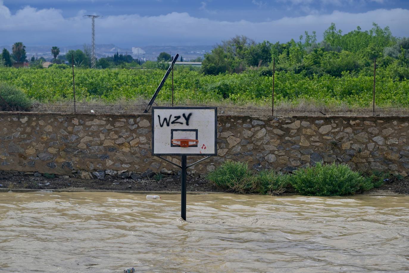 Las inundaciones por la lluvia en Murcia, en imágenes