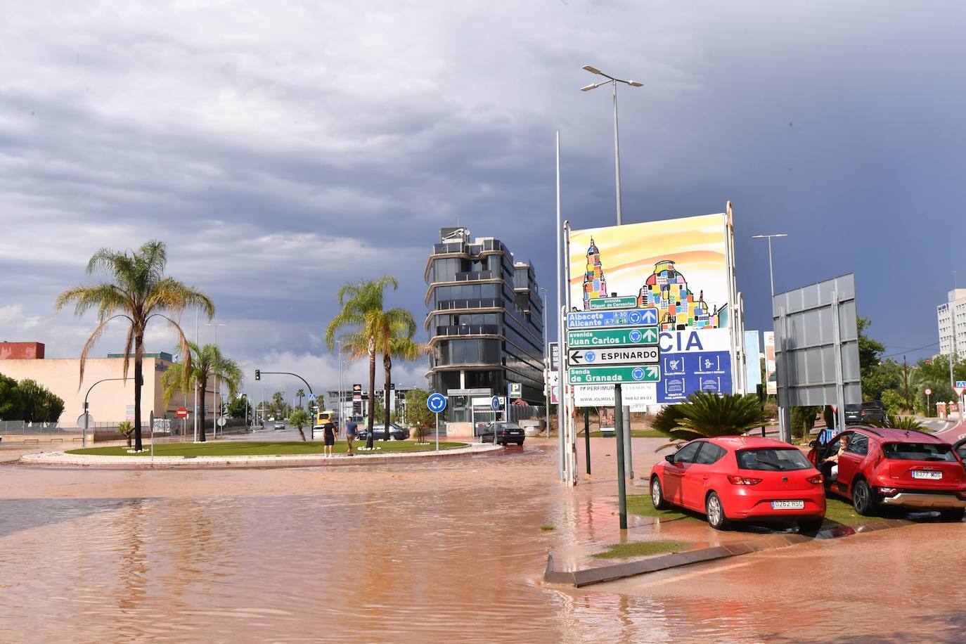 Las inundaciones por la lluvia en Murcia, en imágenes