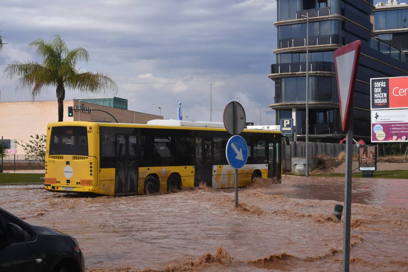 Las inundaciones por la lluvia en Murcia, en imágenes