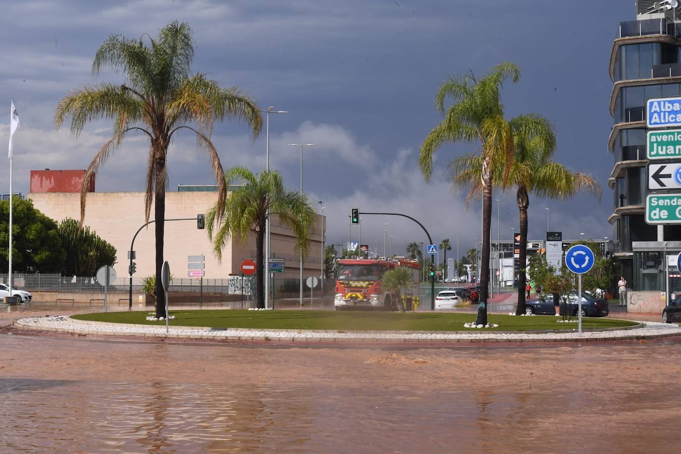 Las inundaciones por la lluvia en Murcia, en imágenes