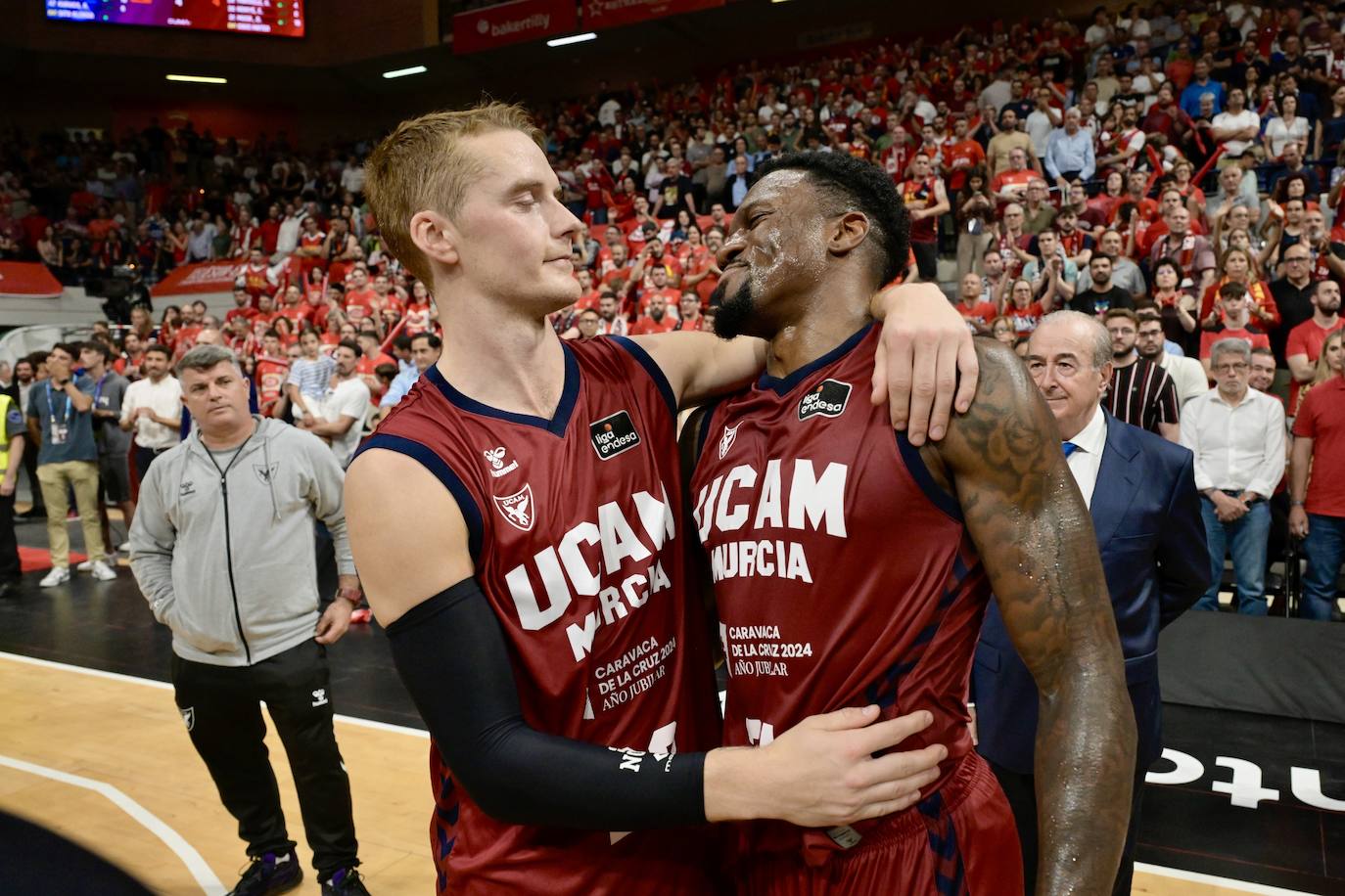 Las imágenes de la celebración del UCAM y el Real Madrid