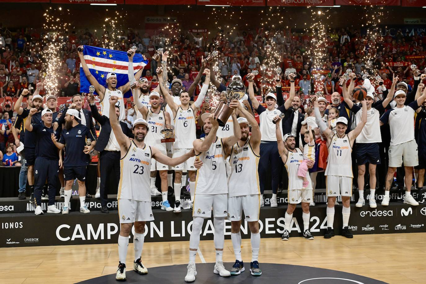 Las imágenes de la celebración del UCAM y el Real Madrid