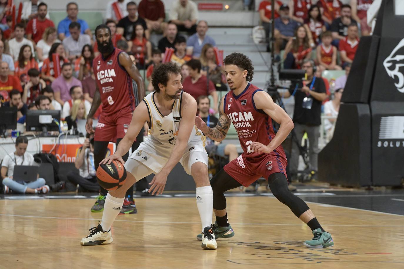 Las imágenes del UCAM-Real Madrid (73-84)