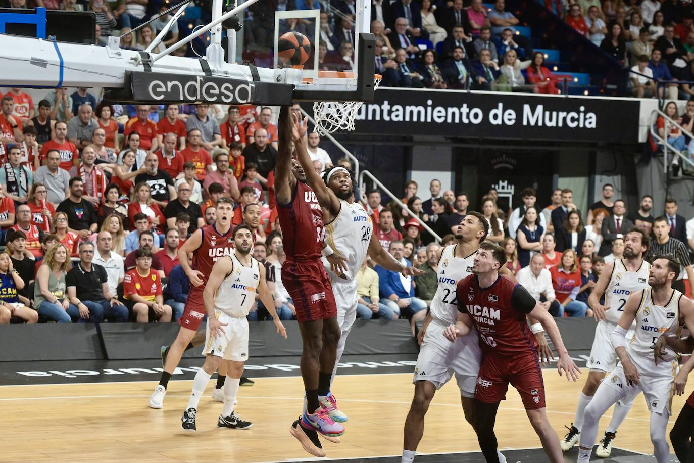 Las imágenes del UCAM-Real Madrid (73-84)
