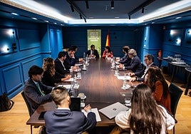 Reunión de la mesa de trabajo.