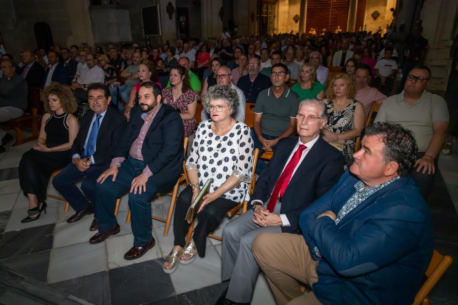 Las imágenes de la gala del 50 aniversario de los Moros y Cristianos de Orihuela