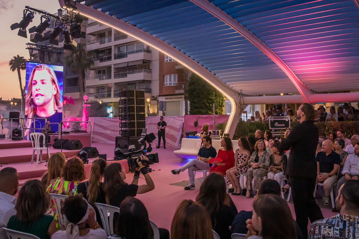 Las imágenes de la Torrevieja Weekend con Eduardo Navarrete, Agatha Ruiz de la Prada y las Nancys Rubias