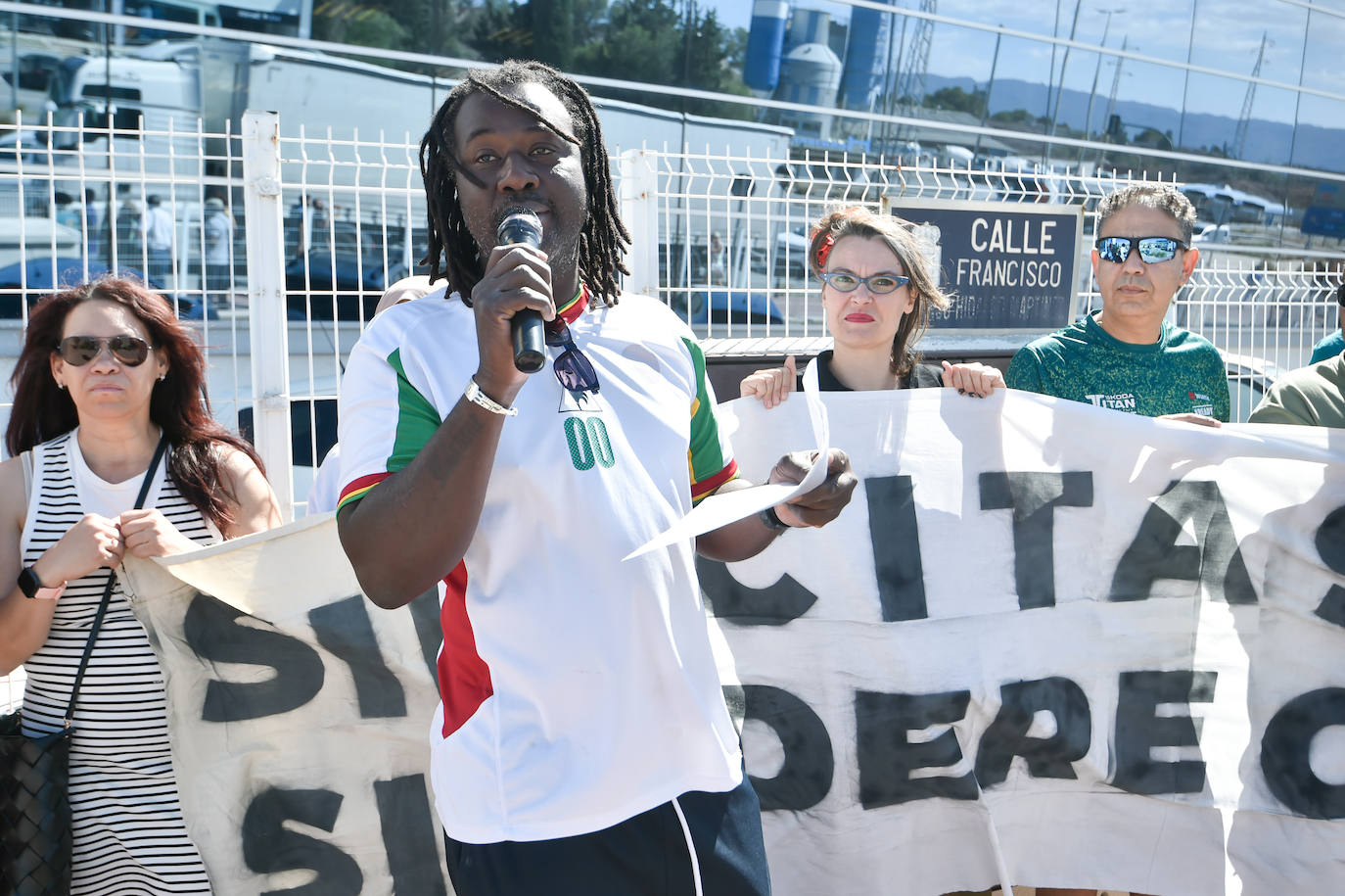 Concentración en favor del derecho de asilo en Murcia