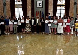 Recepción de estudiantes americanos, ayer, en el Salón de Plenos.