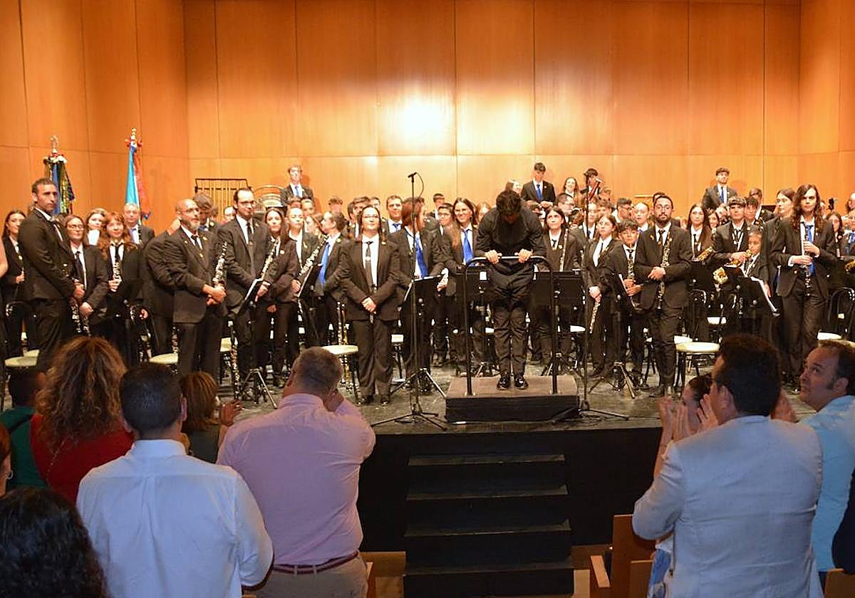 Concierto de la Agrupación Musical Santa Cecilia de Abarán y la Unión Musical de Cieza,