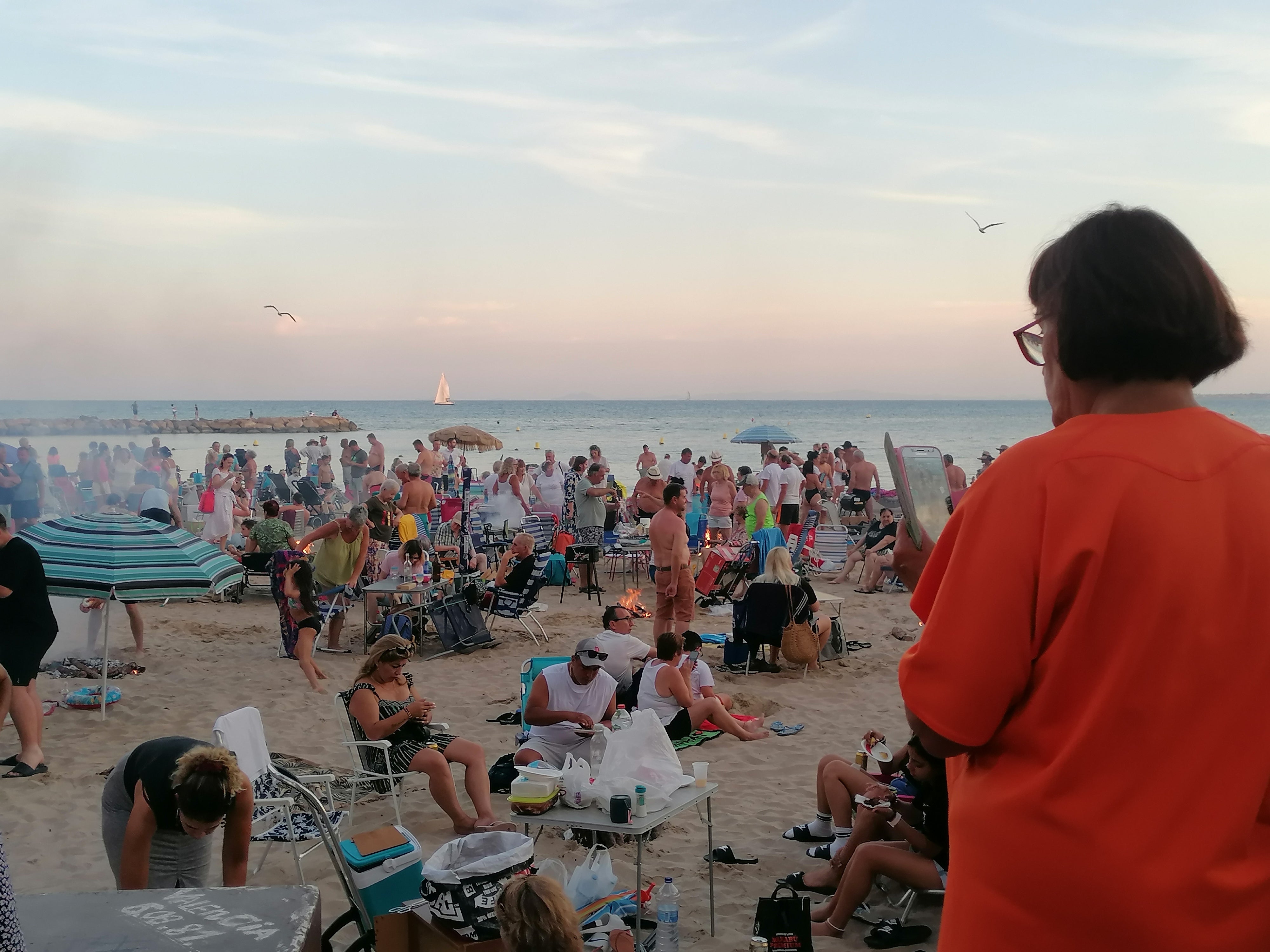 Las imágenes de las hogueras de San Juan en Torrevieja