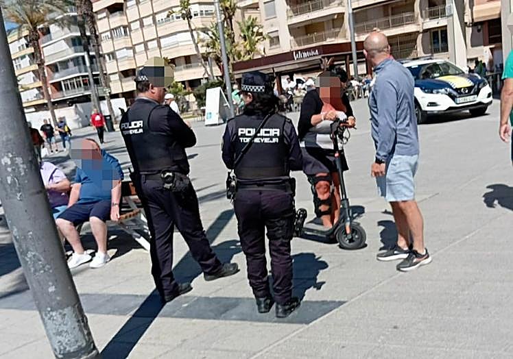 Controles de la Policía Local de Torrevieja.
