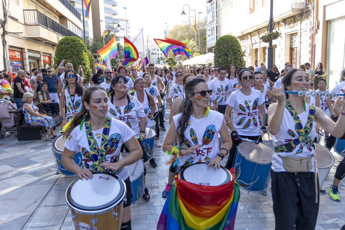 El desfile del Orgullo en Cartagena, en imágenes