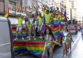 El desfile del Orgullo en Cartagena, en imágenes