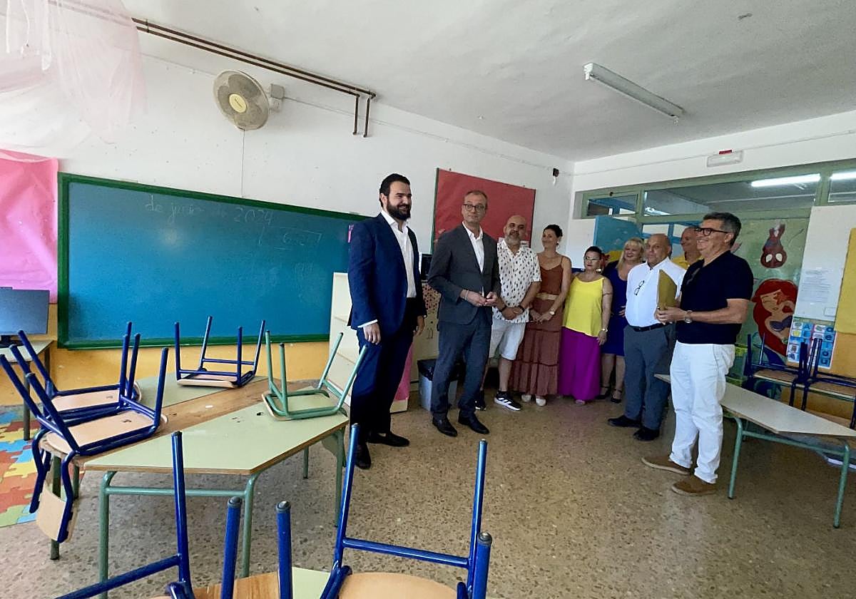 Visita al CEIP Santiago Apóstol de Portmán, ayer.